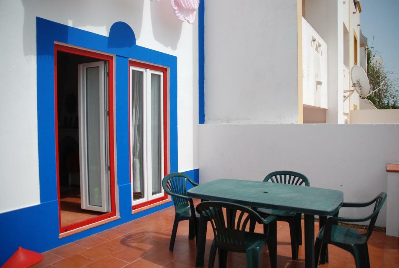 Casa Sobral Apartment วิลานอวา ดิ มิลฟงติส ภายนอก รูปภาพ